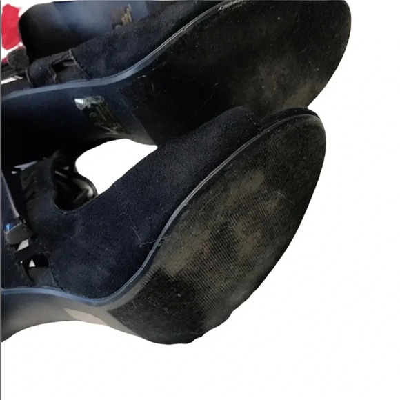 Paprika 2 Pairs Laser Cut Detail Lace up Heels Size 8.5 
Approx 4” heel - Picture 14 of 15